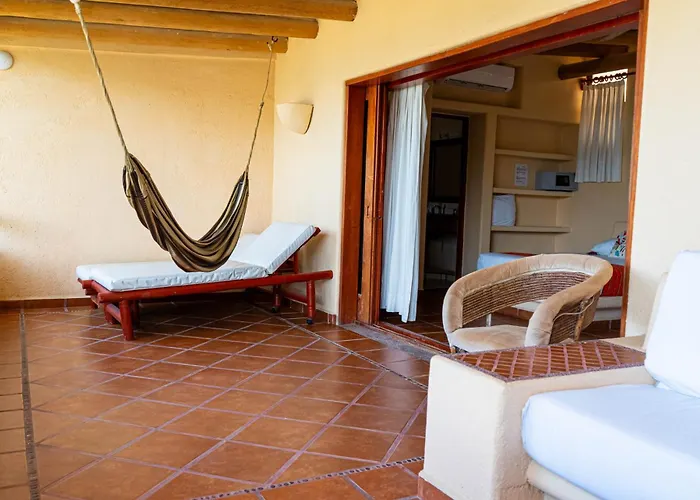 Catalina Resort Zihuatanejo