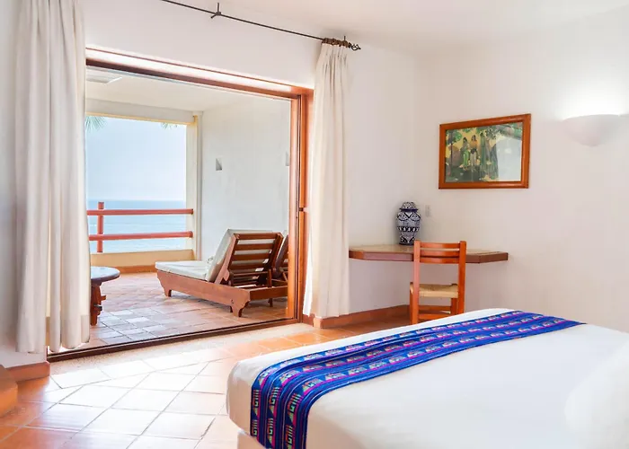 Catalina Resort Zihuatanejo